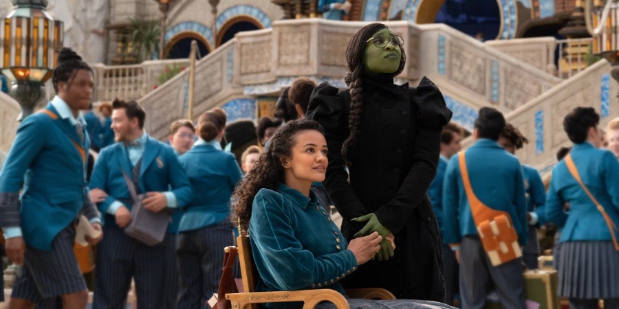 Кадр из к/ф «Злая: Сказка о ведьме Запада» 1фильм.jpeg