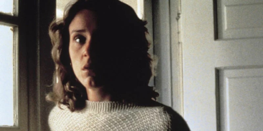 Кадр из к/ф «Просто кровь» Кадр из к/ф «Просто кровь»