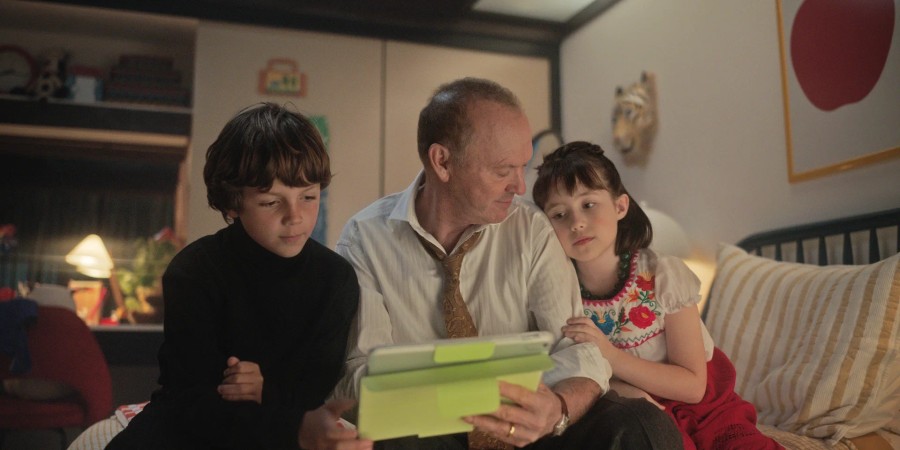 Кадр из к/ф «Отец года» Кадр из к/ф «Отец года»