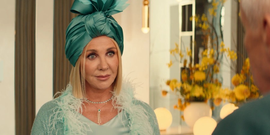 Кадр из к/ф «Чебурашка 2» Кадр из к/ф «Чебурашка 2»