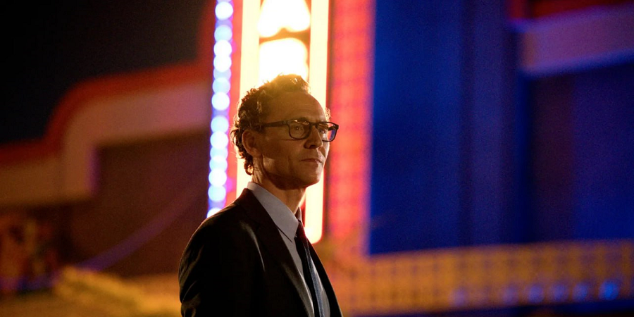 Фото из фильма «Жизнь Чака»