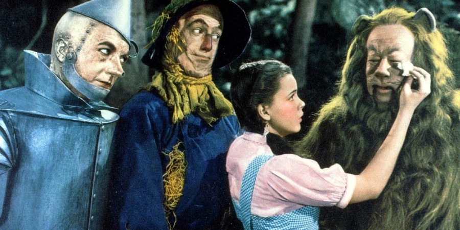 Кадр из к/ф «Волшебник страны Оз» Кадр из к/ф «Волшебник страны Оз»