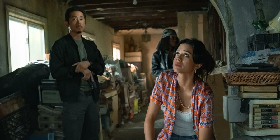 Кадр из к/ф «Лакомый кусок» Кадр из к/ф «Лакомый кусок»