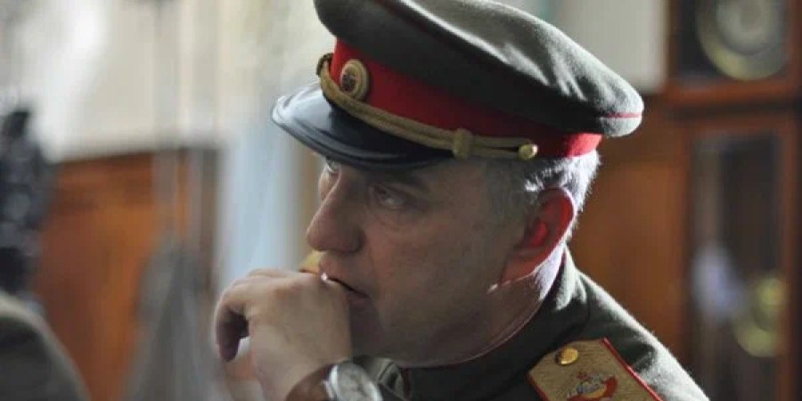 Кадр из сериала «Жуков» Кадр из к/ф «Жуков»