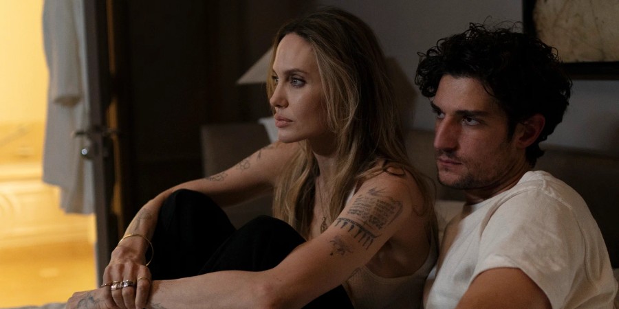 Кадр из к/ф «Кутюр»