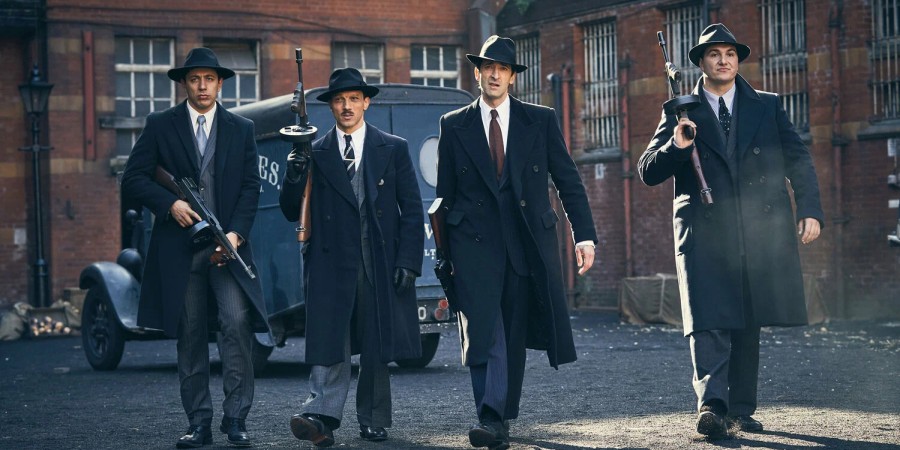 Кадр из сериала «Острые козырьки»
