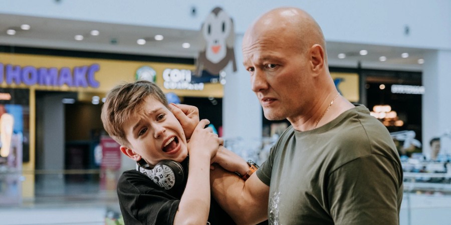 Кадр со съёмок к/ф «Лысый нянь» Кадр со съёмок к/ф «Лысый нянь»