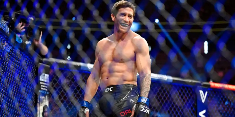 Актёр Джейк Джилленхол на съёмках фильма «Дом у дороги» Актёр Джейк Джилленхол на съёмках фильма «Дом у дороги»