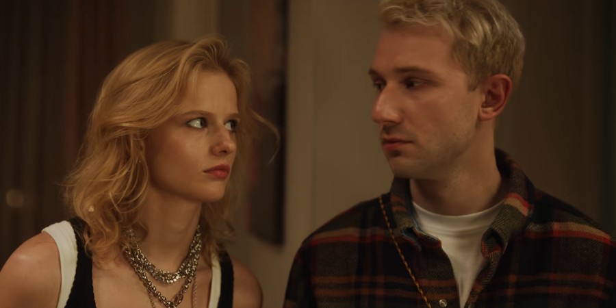 Кадр из к/ф «Счастлив, когда ты нет» Кадр из к/ф «Счастлив, когда ты нет»