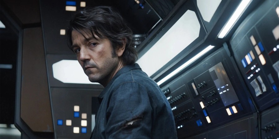 Кадр из сериала «Андор» Кадр из сериала «Андор»