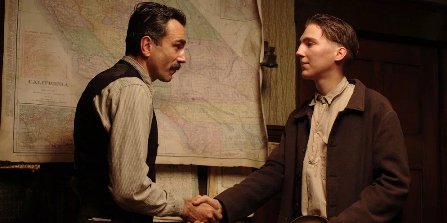 Кадр из к/ф «Нефть»