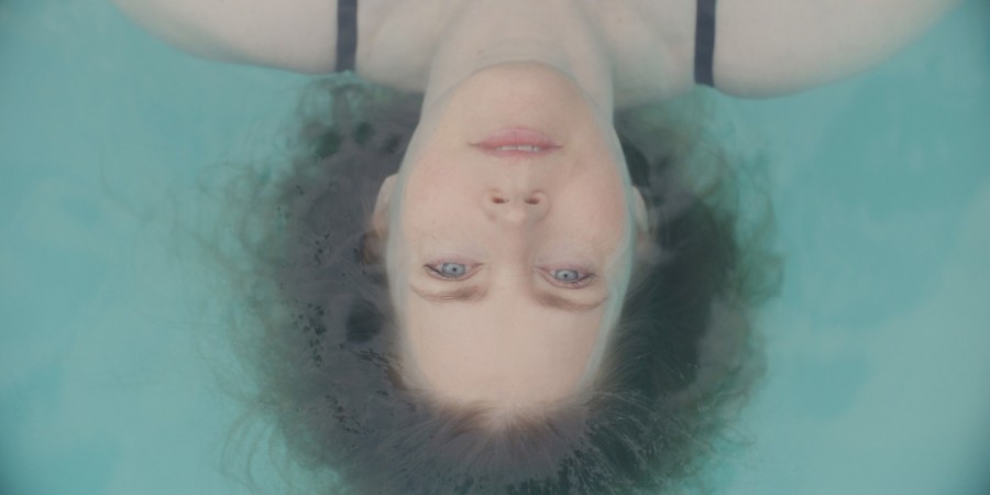 Кадр из к/ф «У моря» Кадр из к/ф «У моря»