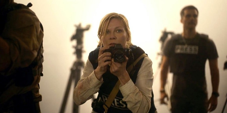 Фото из фильма «Падение империи»