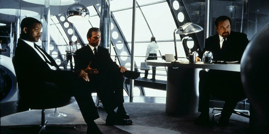 Кадр из к/ф «Люди в чёрном» Кадр из к/ф «Люди в чёрном»