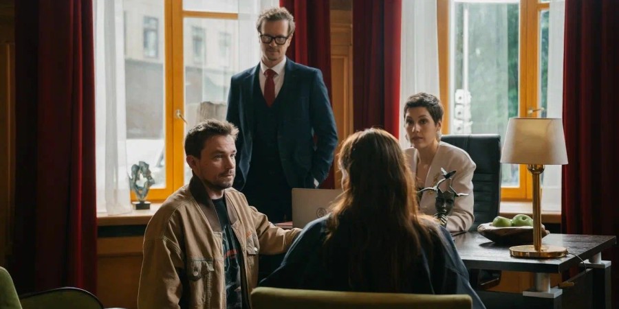 Кадр со съёмок к/ф «Комментируй это» Кадр со съёмок к/ф «Комментируй это»