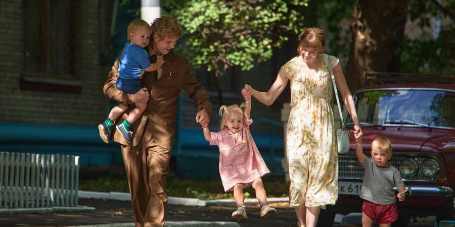 Кадр из к/ф «Время счастливых»