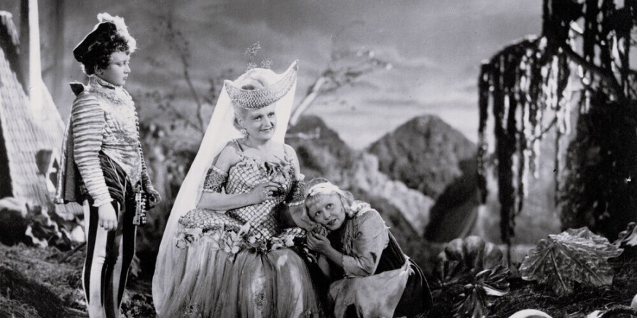 Кадр из к/ф «Золушка» Кадр из к/ф «Золушка»