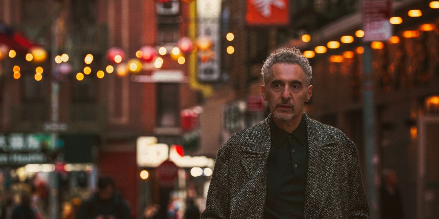 Кадр из к/ф «Единственный живой карманник в Нью-Йорке»