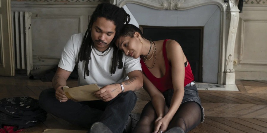 Кадр из к/ф «Отец мать сестра брат» 