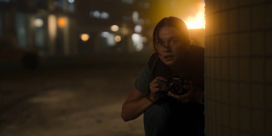 Кадр из к/ф «Падение империи»