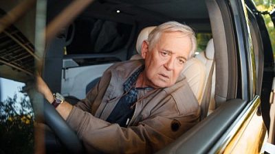 Юрий Стоянов за рулём «Дедмобиля»